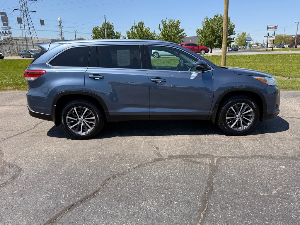 2019 Toyota Highlander Image 7