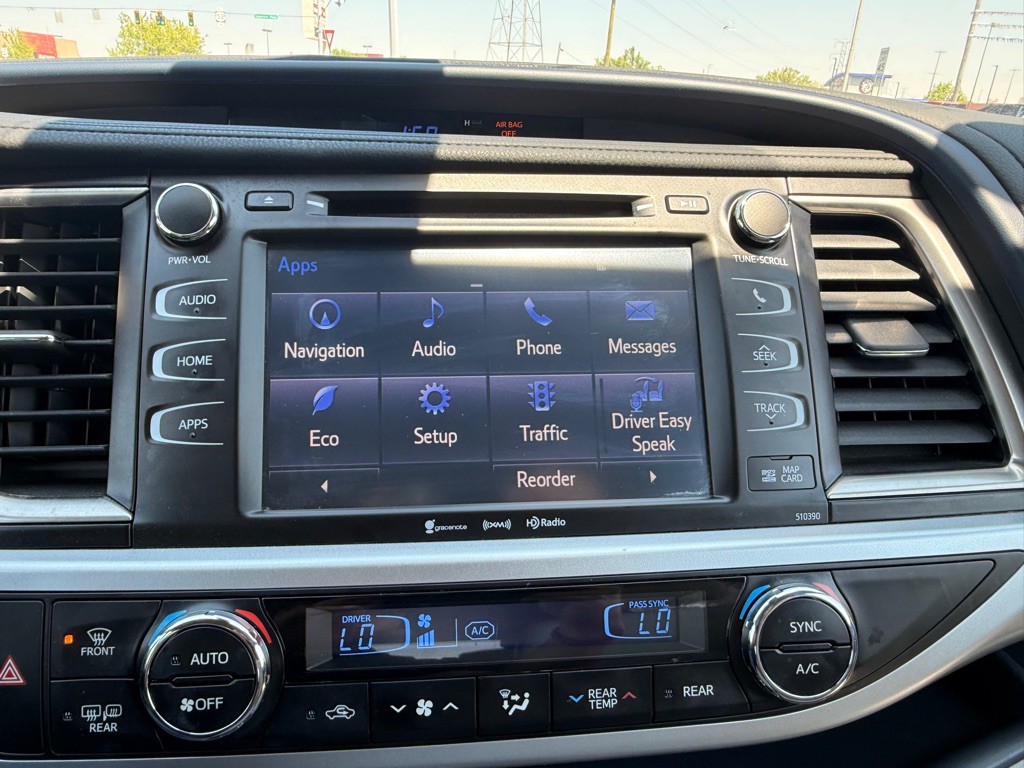 2019 Toyota Highlander Image 12