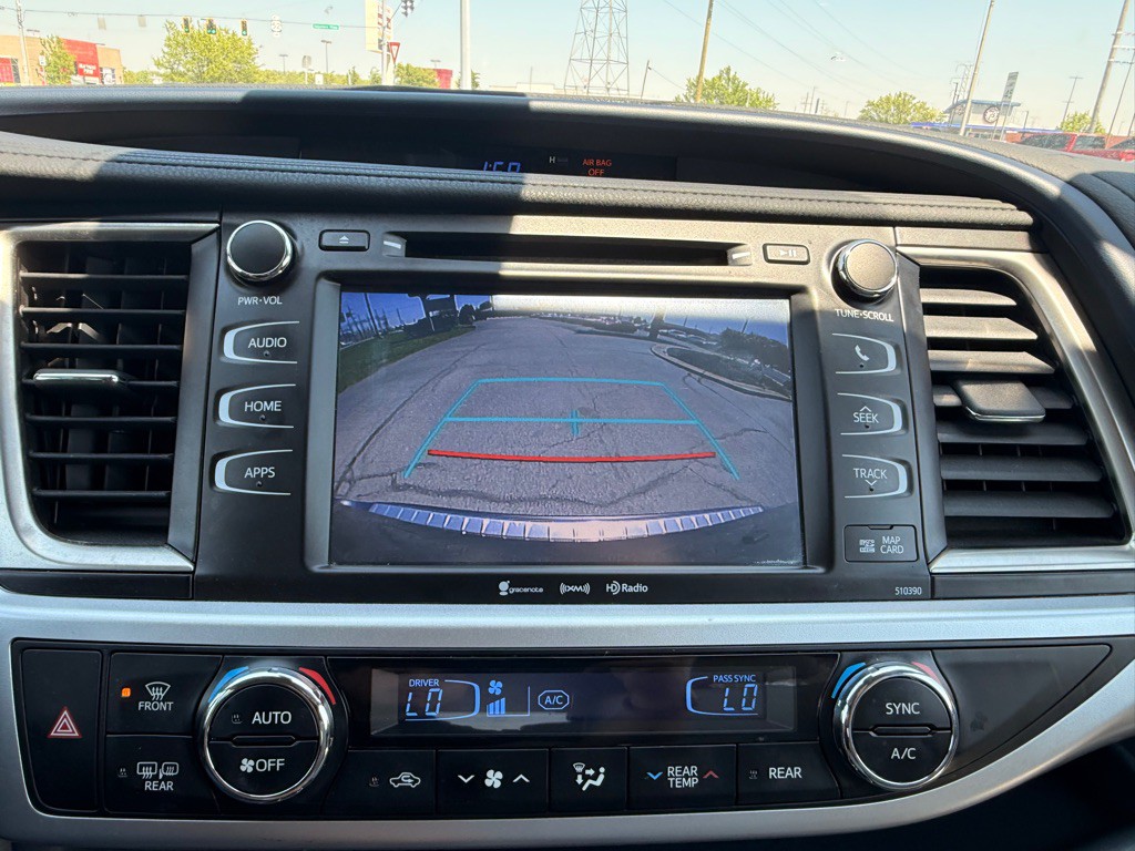 2019 Toyota Highlander Image 14