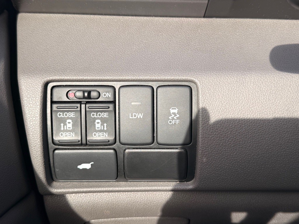 2015 Honda Odyssey Image 15