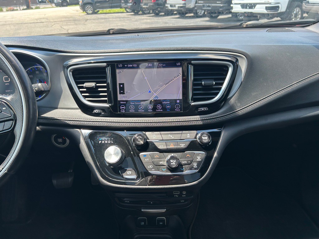 2018 Chrysler Pacifica Image 20