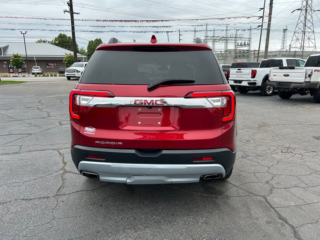 2023 GMC Acadia Image 8