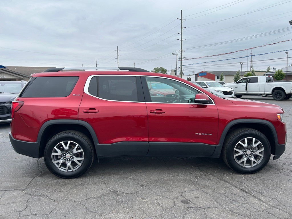 2023 GMC Acadia Image 10
