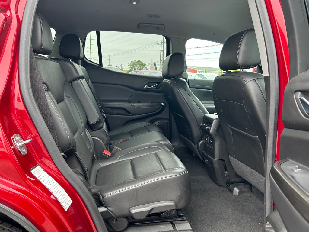 2023 GMC Acadia Image 12