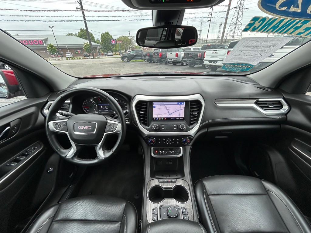 2023 GMC Acadia Image 17