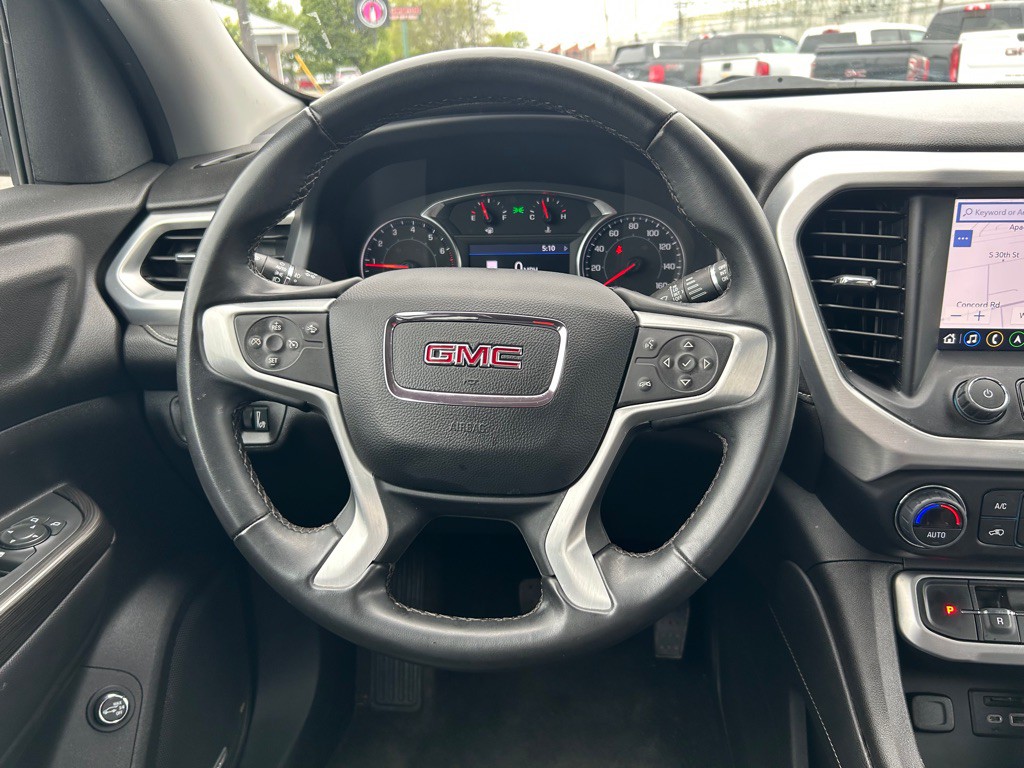 2023 GMC Acadia Image 18