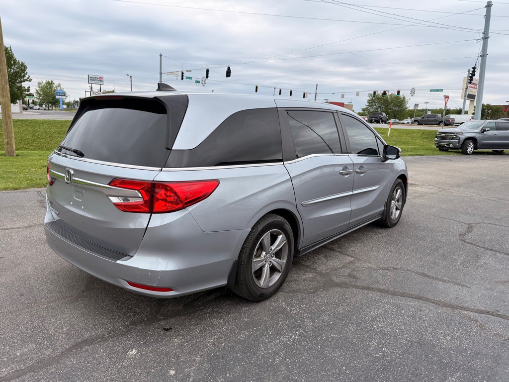 2018 Honda Odyssey Image 8
