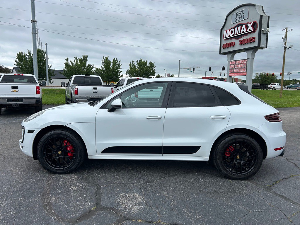 2017 Porsche Macan Image 6