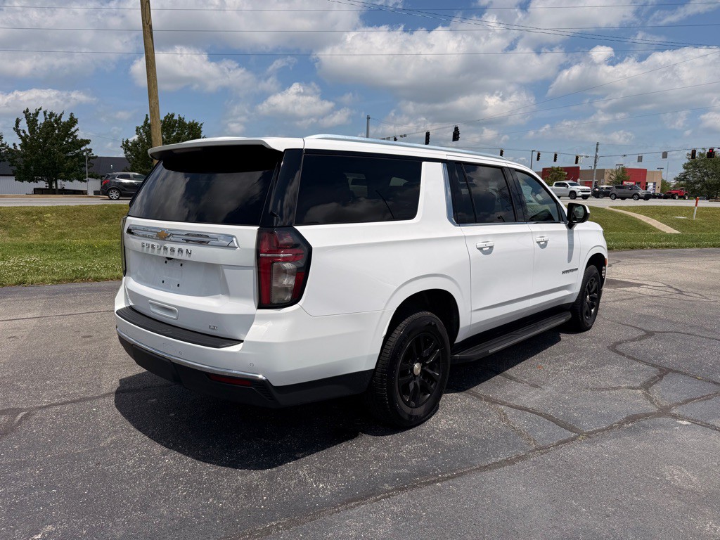 2021 Chevrolet Suburban Image 7