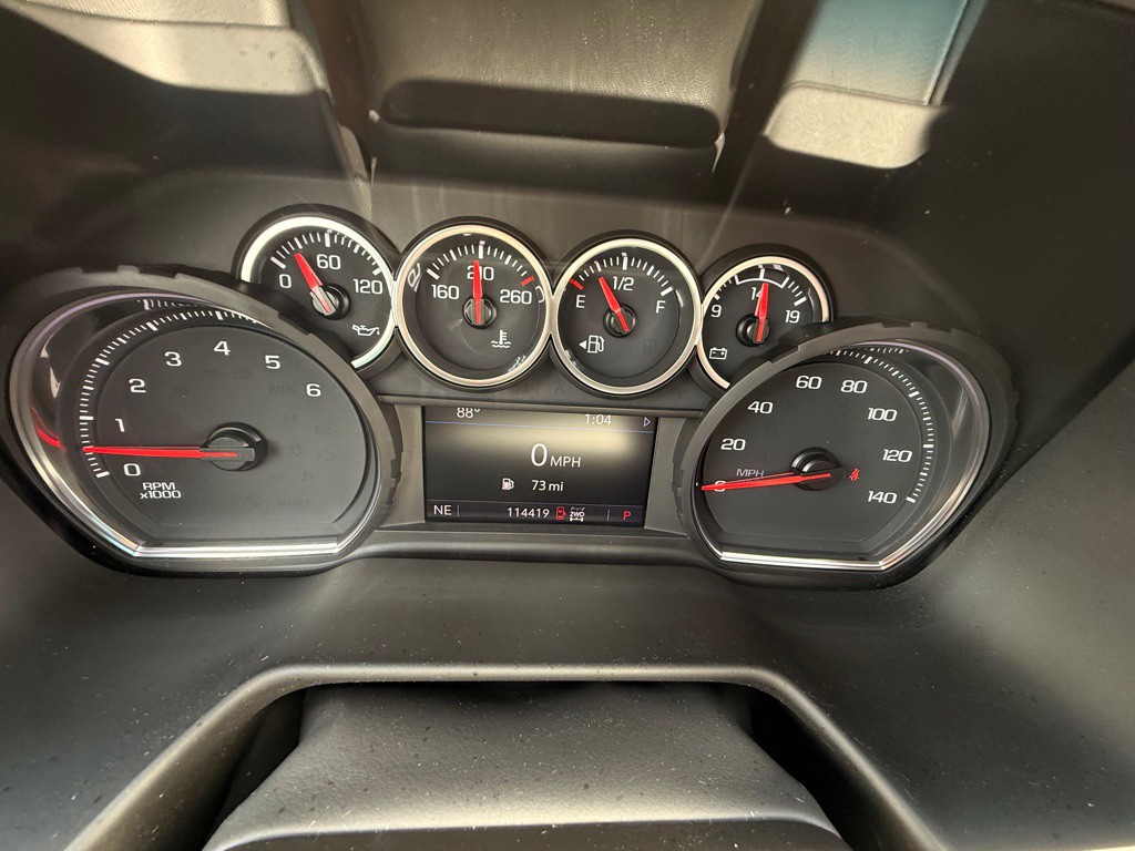 2021 Chevrolet Suburban Image 14
