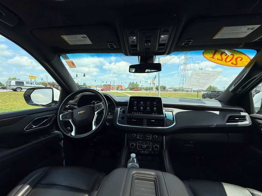 2021 Chevrolet Suburban Image 16