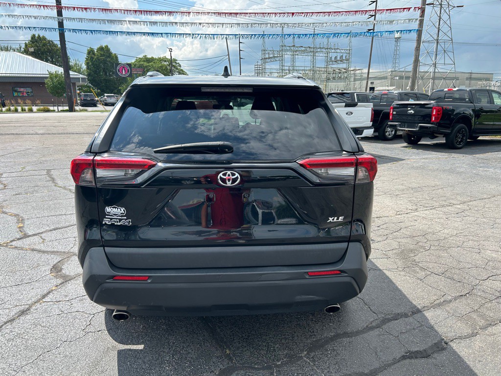 2022 Toyota Rav4 Image 8