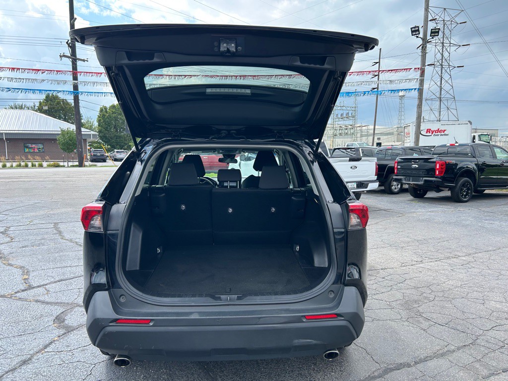 2022 Toyota Rav4 Image 13