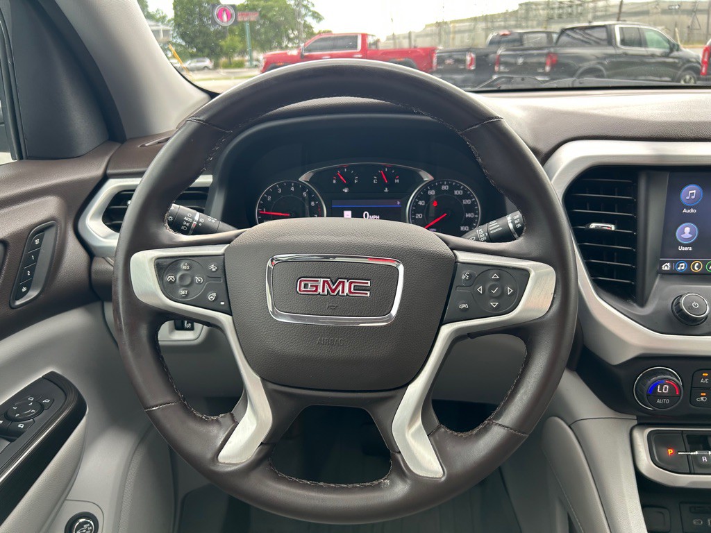 2023 GMC Acadia Image 18