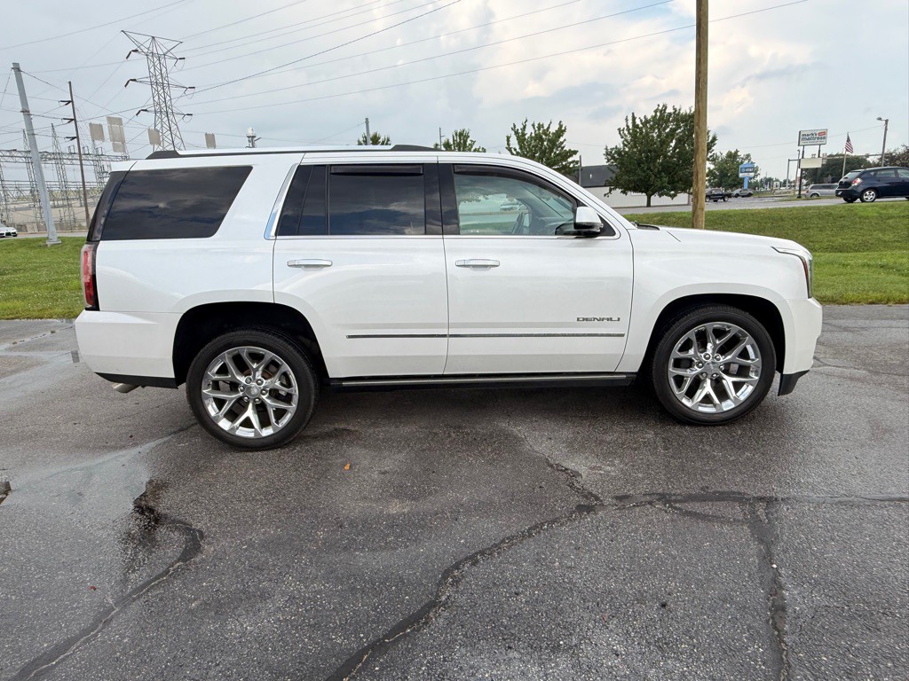 2020 GMC Yukon Image 8