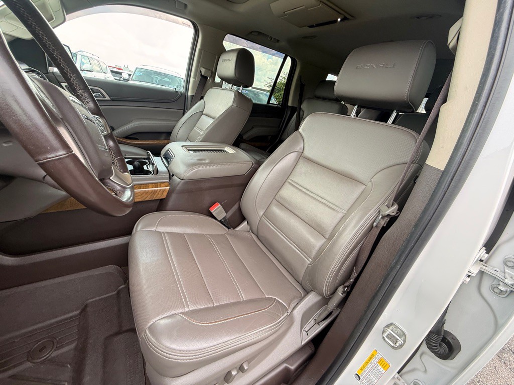 2020 GMC Yukon Image 18
