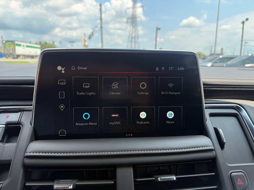2024 GMC Yukon Image 13