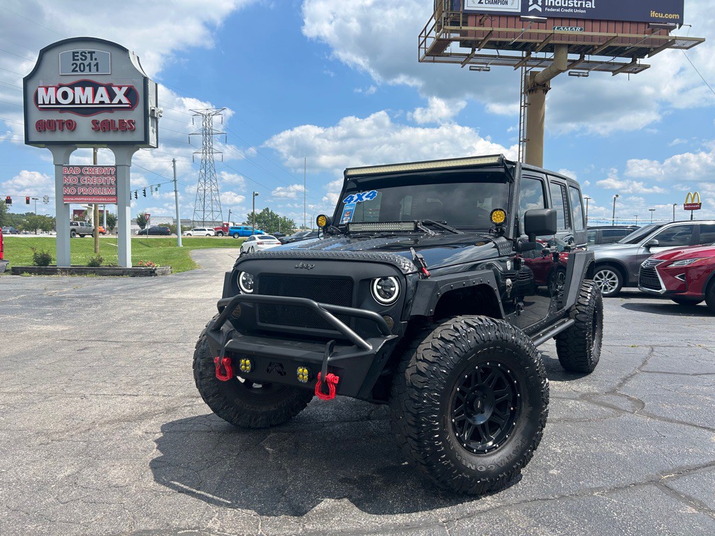 2010 Jeep Wrangler Unlimited Image 2