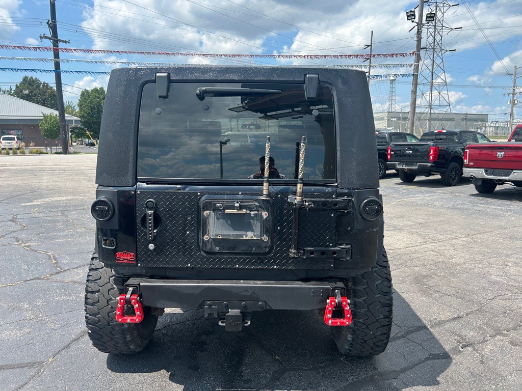 2010 Jeep Wrangler Unlimited Image 8