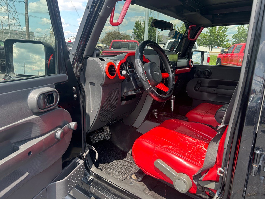2010 Jeep Wrangler Unlimited Image 16