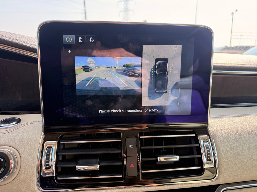 2020 Lincoln Navigator Image 15