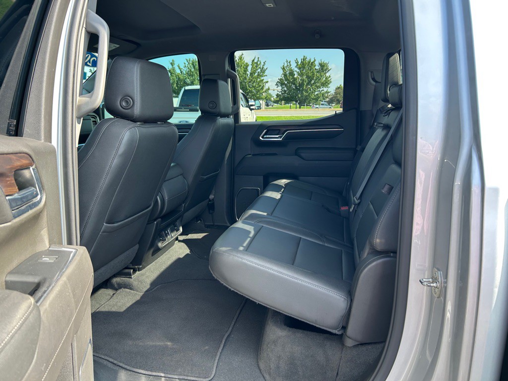 2022 GMC Sierra Image 12