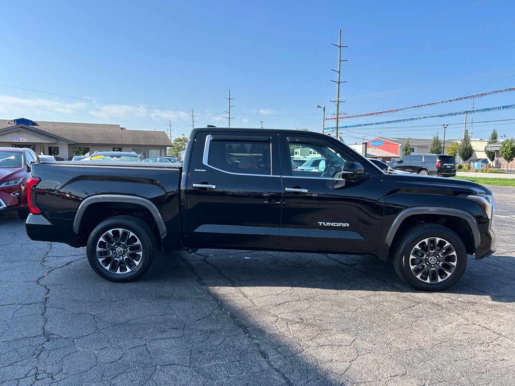 2022 Toyota Tundra Image 10