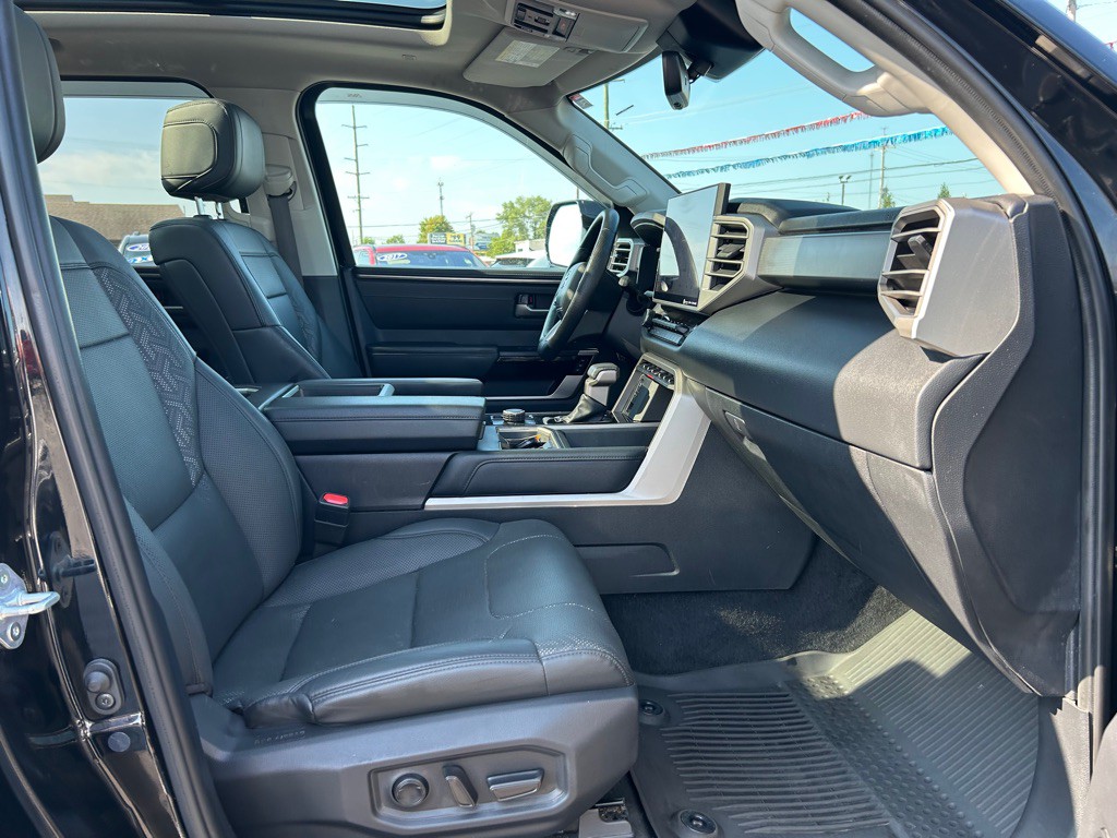 2022 Toyota Tundra Image 11