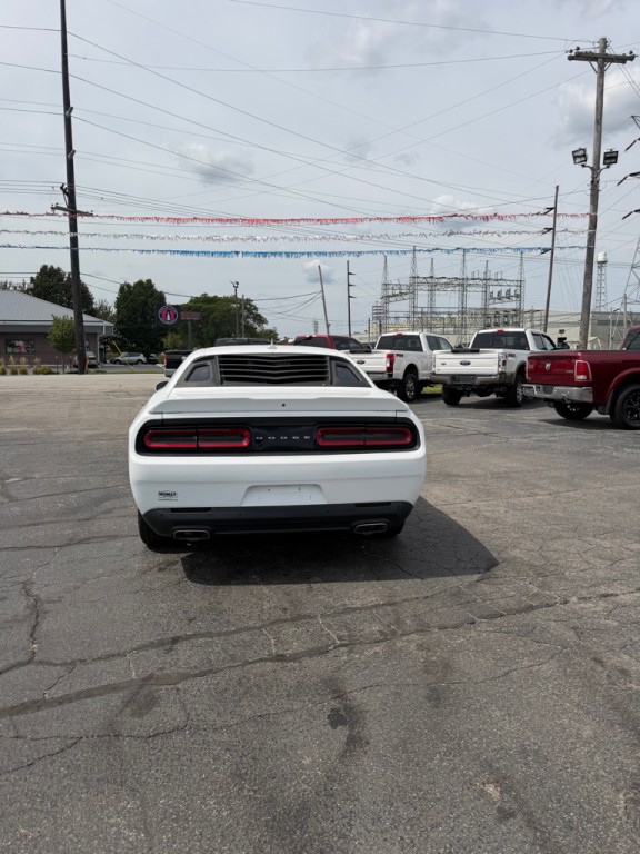 2018 Dodge Challenger Image 4