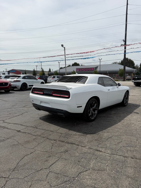 2018 Dodge Challenger Image 5