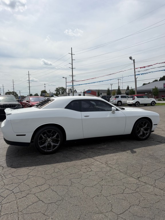 2018 Dodge Challenger Image 6