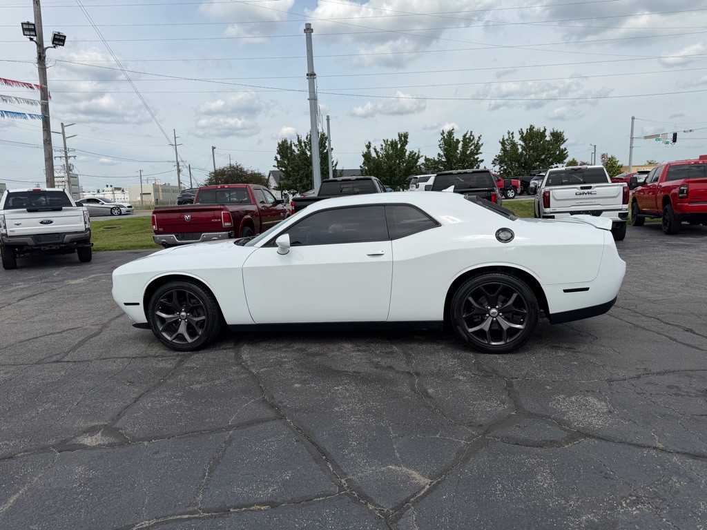 2018 Dodge Challenger Image 8