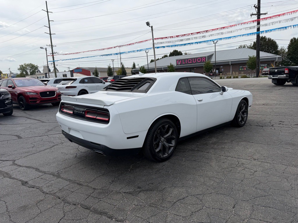 2018 Dodge Challenger Image 11