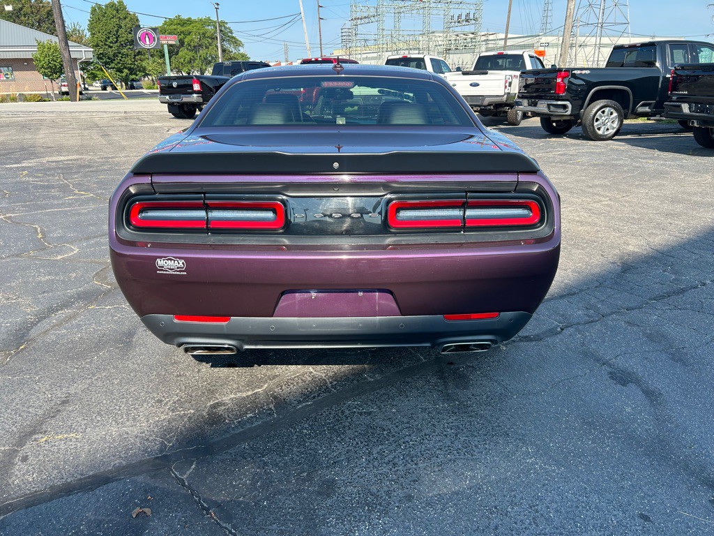 2021 Dodge Challenger Image 8