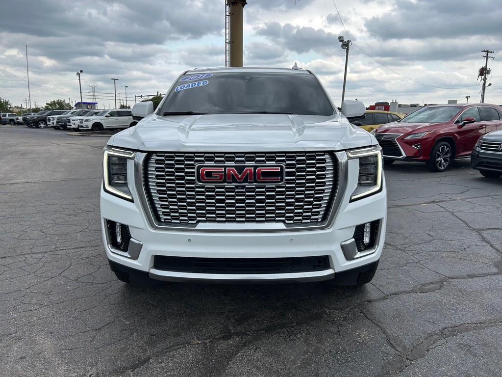 2021 GMC Yukon Image 3