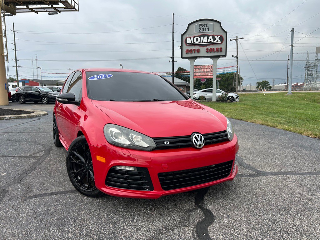 2013 Volkswagen Golf Image 1