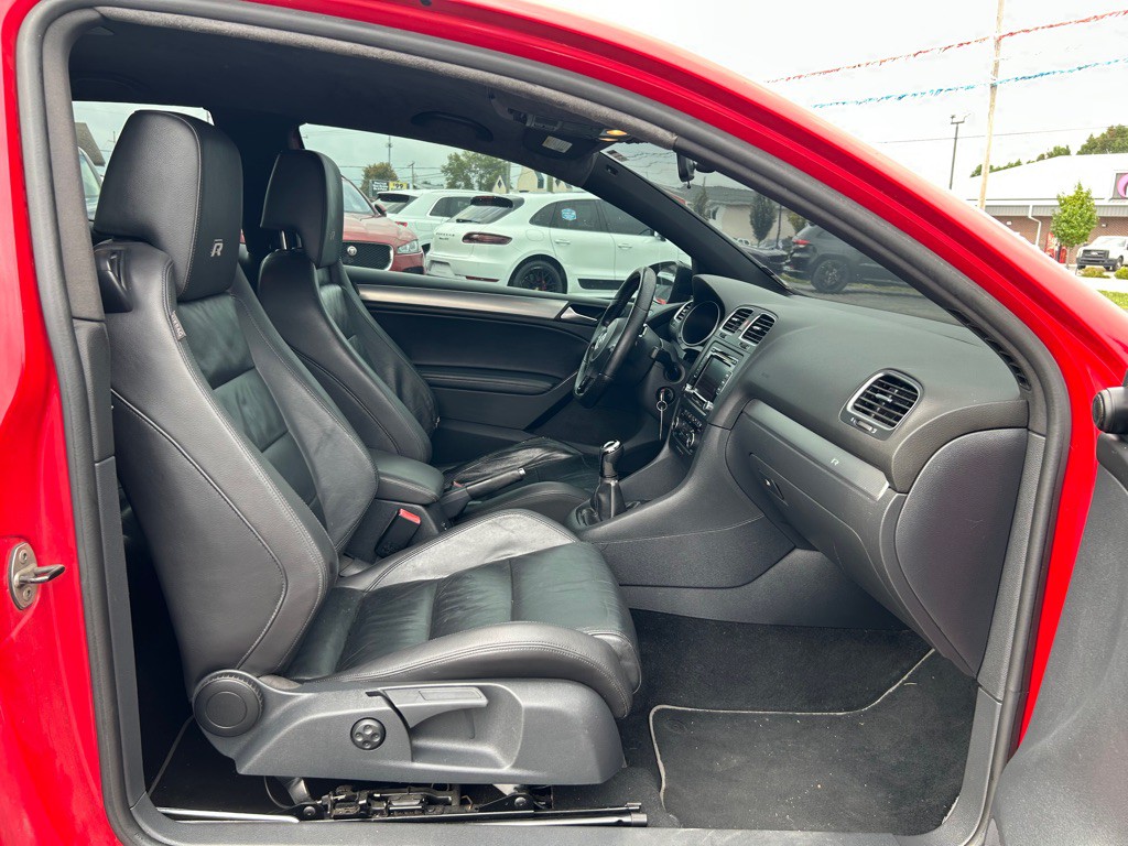 2013 Volkswagen Golf Image 11