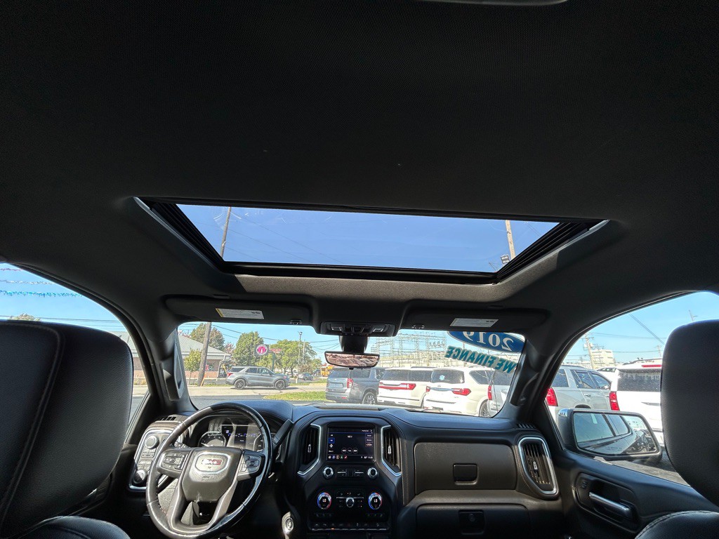 2019 GMC Sierra Image 18