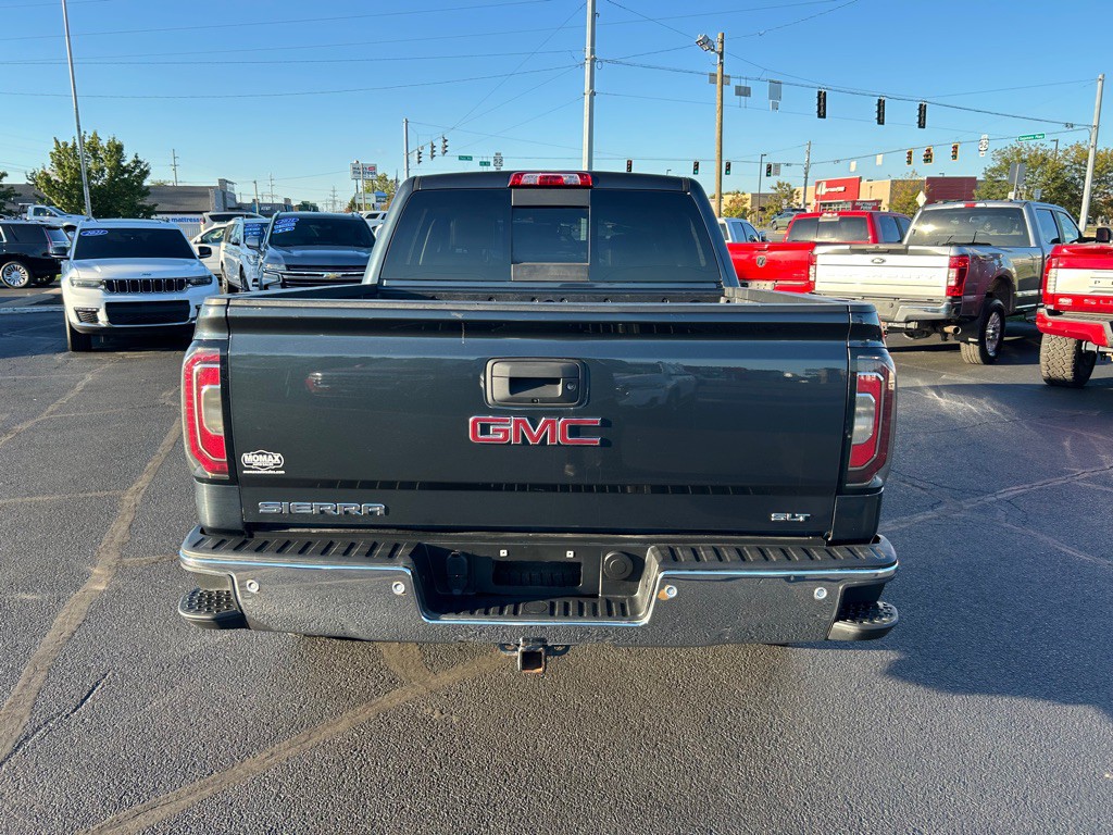 2018 GMC Sierra Image 8