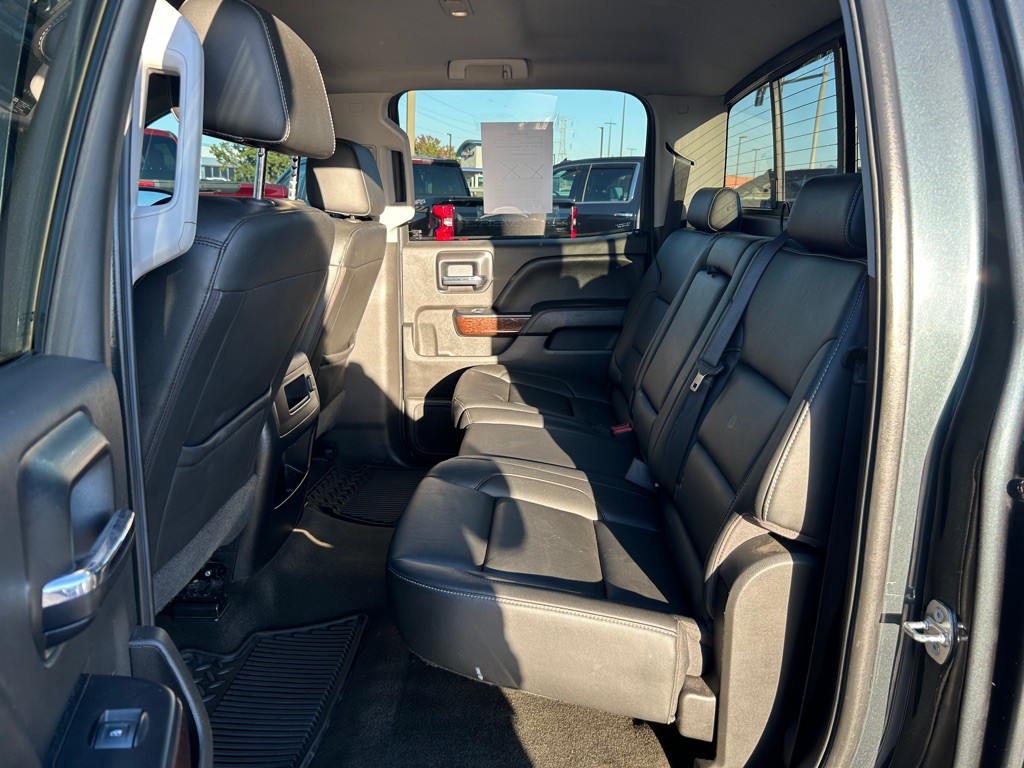 2018 GMC Sierra Image 13