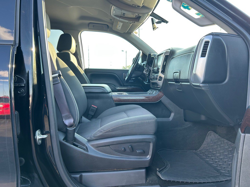 2017 GMC Sierra Image 11