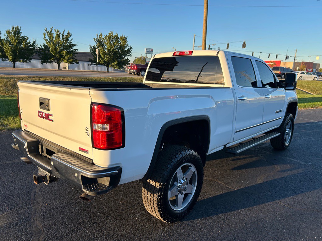 2017 GMC Sierra Image 9