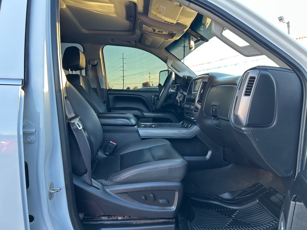 2017 GMC Sierra Image 11