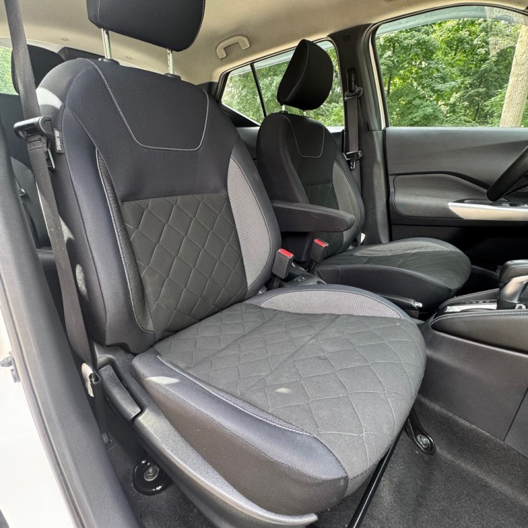 2018 Nissan Kicks Image 9