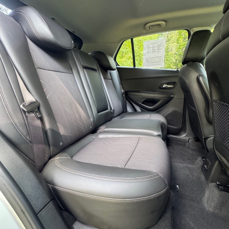 2021 Chevrolet Trax Image 12