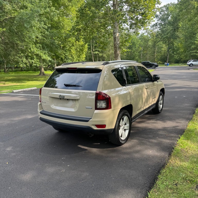 2017 Jeep Compass Image 4