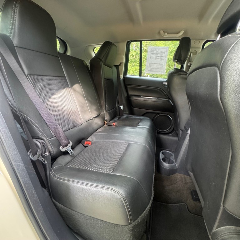 2017 Jeep Compass Image 11