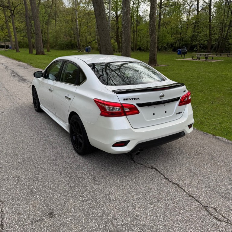 2018 Nissan Sentra Image 3