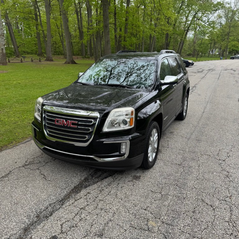2017 GMC Terrain Image 1