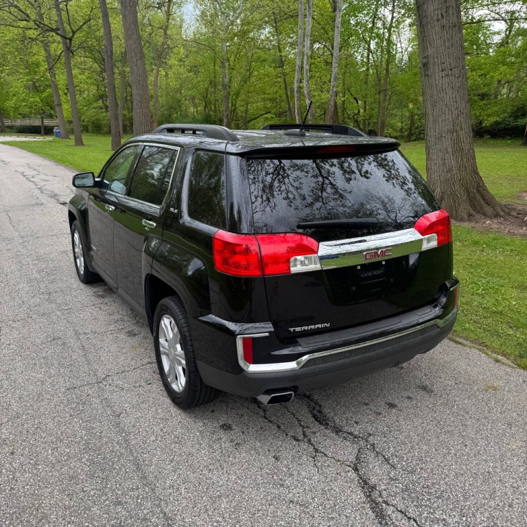 2017 GMC Terrain Image 3